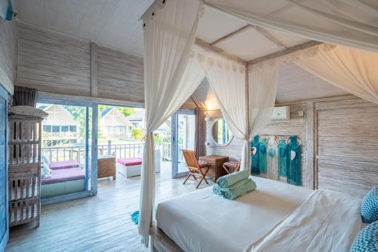 Seminyak Beach Hut Aparthotel Exterior photo